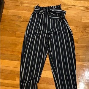ASOS paperbag style pants NAVY AND WHITE COLOR